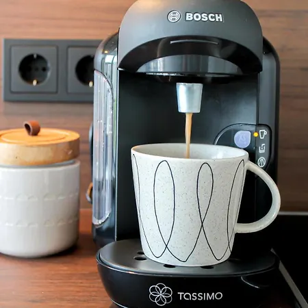 Special - Stadtnah, Balkon, Parkplatz, E-ladestation, Gitterbox Für Fahrräder, Fitnessstudio Apartamento