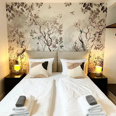 Special - Stadtnah, Balkon, Parkplatz, E-ladestation, Gitterbox Fuer Fahrraeder, Fitnessstudio Apartment Koblenz (Rhineland-Palatinate)