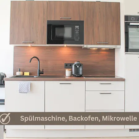 Special - Stadtnah, Balkon, Parkplatz, E-ladestation, Gitterbox Fuer Fahrraeder, Fitnessstudio Apartment Koblenz (Rhineland-Palatinate)