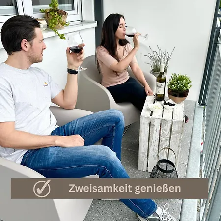 Special - Stadtnah, Balkon, Parkplatz, E-ladestation, Gitterbox Für Fahrräder, Fitnessstudio * Coblenza
