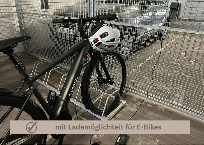 Special - Stadtnah, Balkon, Parkplatz, E-ladestation, Gitterbox Fuer Fahrraeder, Fitnessstudio *